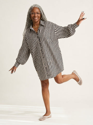 Audacious Wavy Striped Loose Shirt